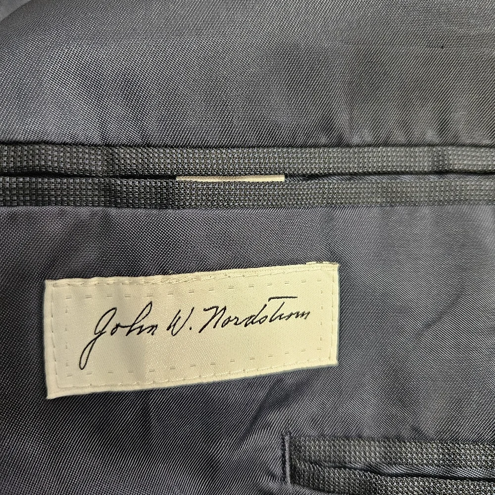 John W. Nordstrom Wool Blazer Mens Woven Two Front Buttons 48R Navy Herringbone